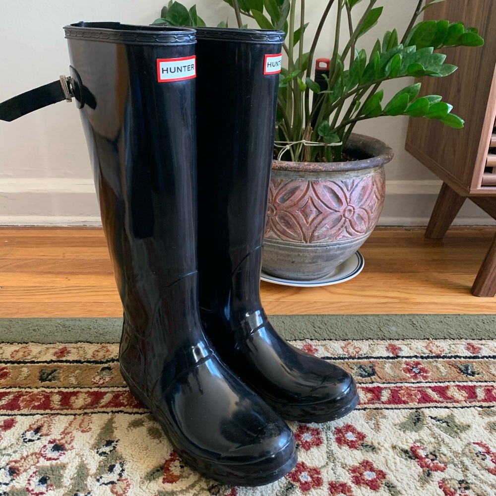 Hunter rain boots-SOLD - Picture 2 of 3